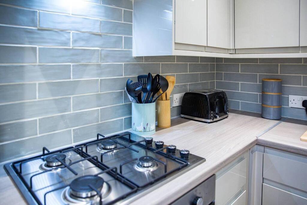 Villa Brighton Terrace - Elegant 4 Bed Walkly Exterior foto